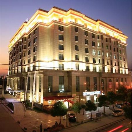 Radiance Hotel Шанхай Экстерьер фото